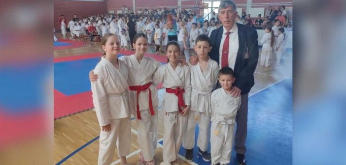 Mladi karatisti Vranja pokorili Batočinu: KK Vranje doneo kući pet zlata!