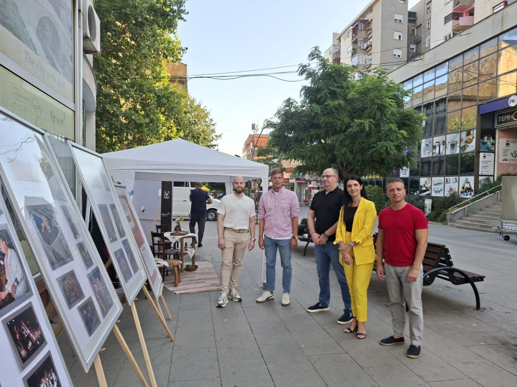 Retrospektiva „Dana Vranja“ – izložba koja čuva uspomene na 20 godina manifestacije
