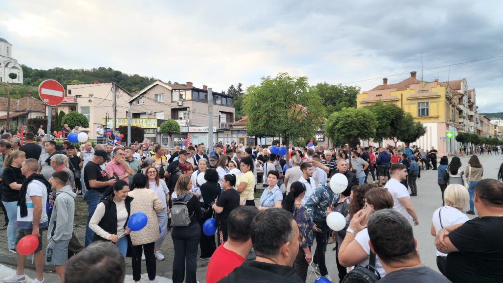 Skup ,,Građani protiv blokada“ okupio veliki broj ljudi u Vladičinom Hanu