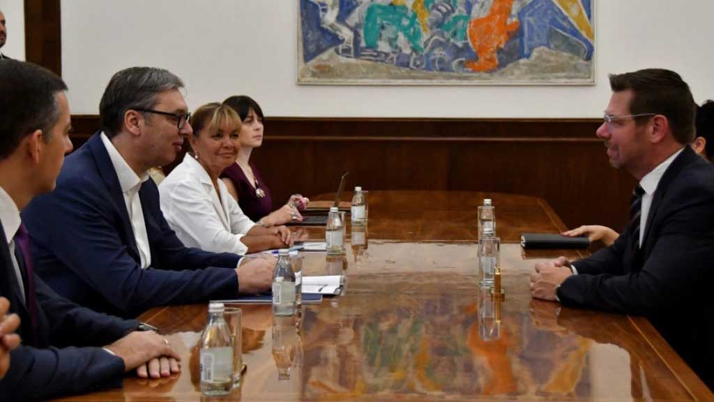 Vučić sa Svolvelom: Srbija opredeljena za razvoj saradnje sa SAD
