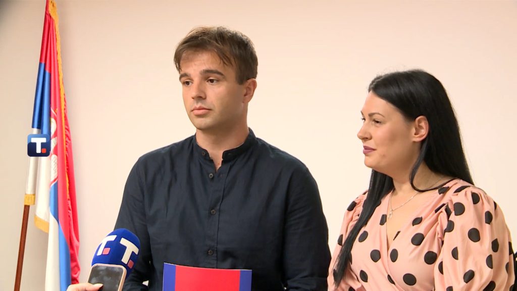 Danilo i Dragana Stojiljković vranjski medicinski radnici vraćaju se u Srbiju