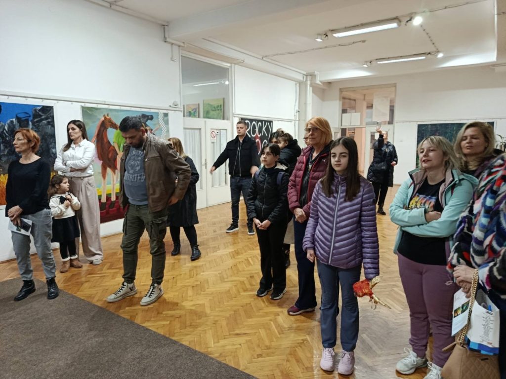 U Galeriji Narodnog univerziteta u Vranju otvorena izložba pod nazivom „Potrebe“
