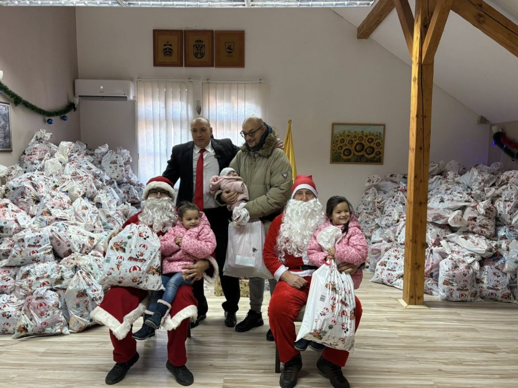 Novogodišnji paketići za najmlađe u Vranjskoj Banji