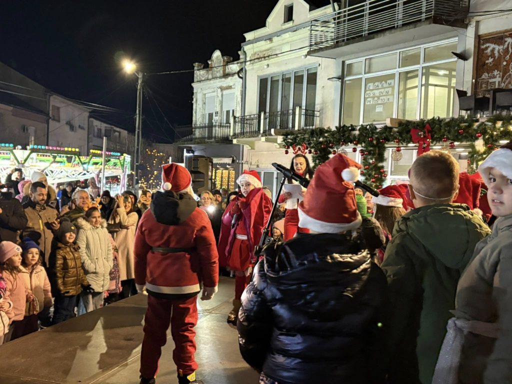 Bogat novogodišnji program pred publikom u Vranju u okviru Staze vranjskog Deda Mraza