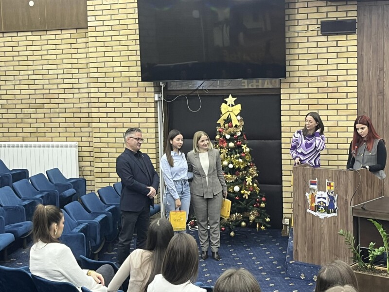 Grad Vranje uručio nagrade najboljim studentima u 2025. godini