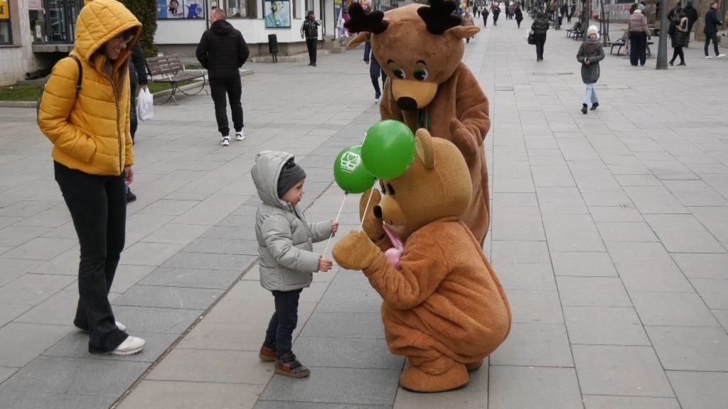 Pod sloganom „I ja se borim, a ti?“ ove godine obeležava se Svetski dan dece obolele od raka