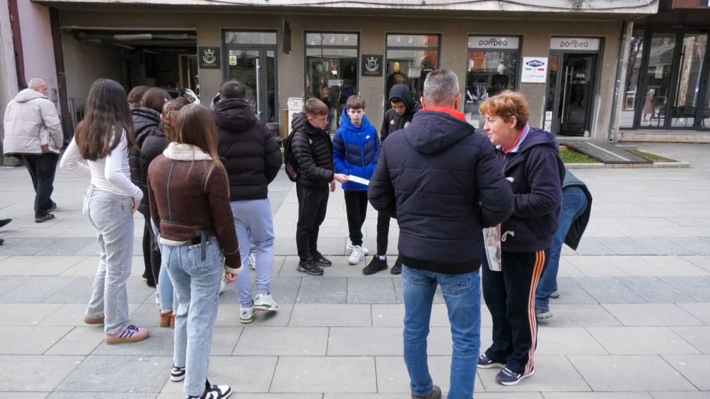 Na šetalištu u Vranju obeležen Međunarodni dan borbe protiv vršnjačkog nasilja