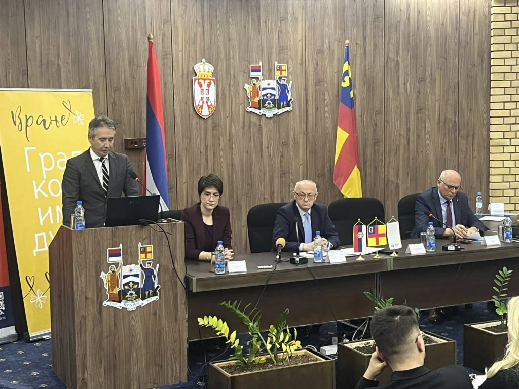Privrednici o izazovima savremenog poslovanja na sednici održanoj u Vranju