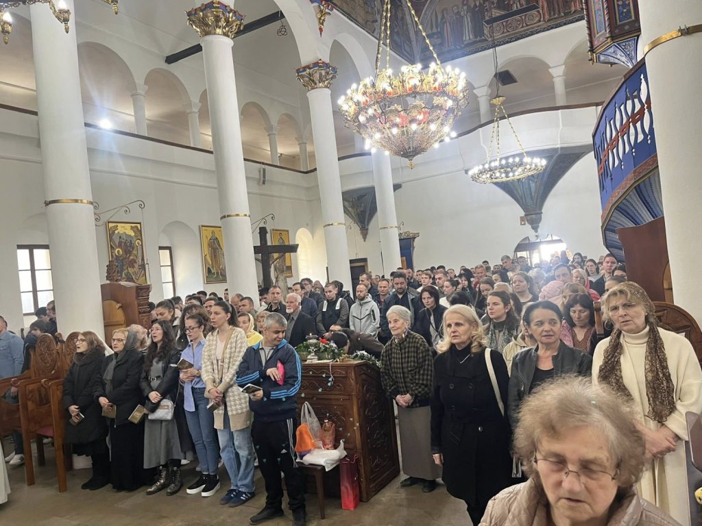 Praznik Cveti obeležen u hramu Svete Trojice u Vranju