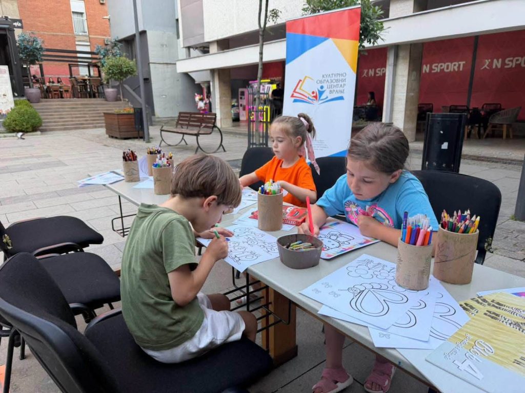 Najmlađi uživali na Gradskom šetalištu u radionicama KOC-a i ŠAF-a