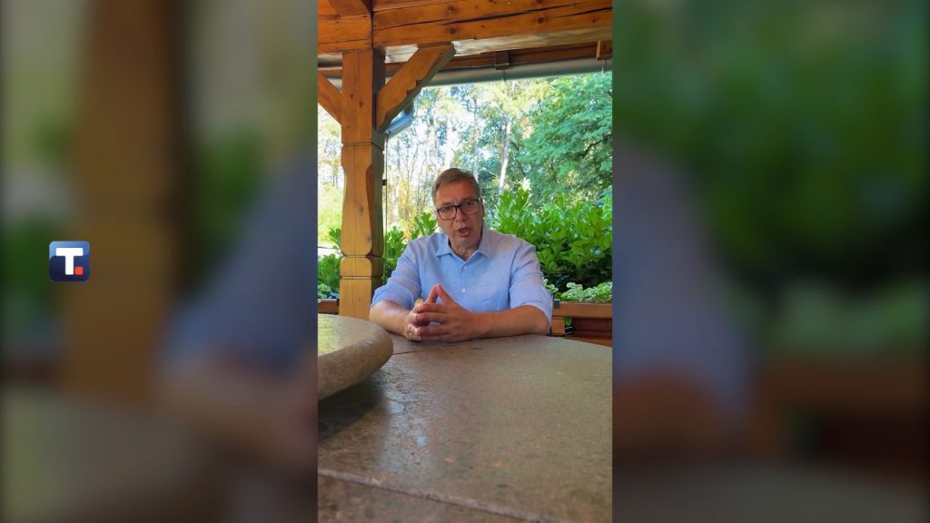 Predsednik Vučić: Od danas 16 lekova neuporedivo jeftinije