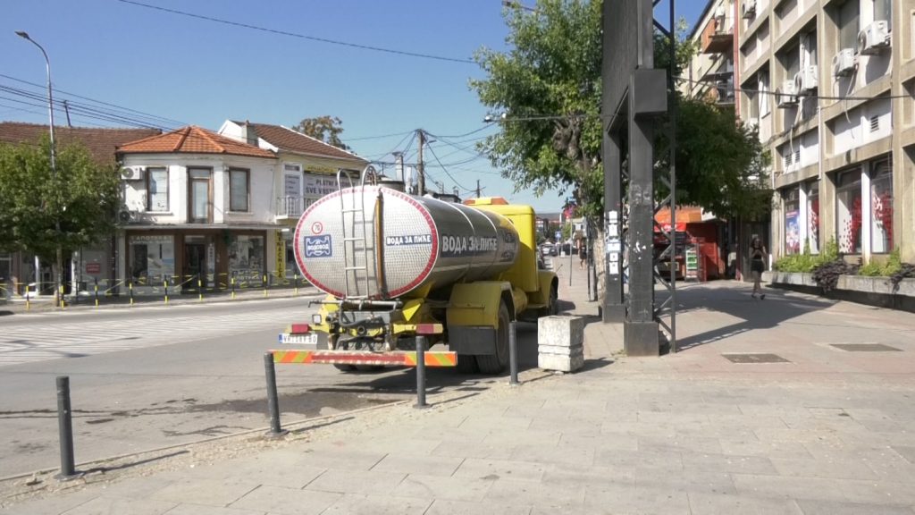 Cisterna sa pijaćom vodom dostupna Vranjancima u svakom trenutku