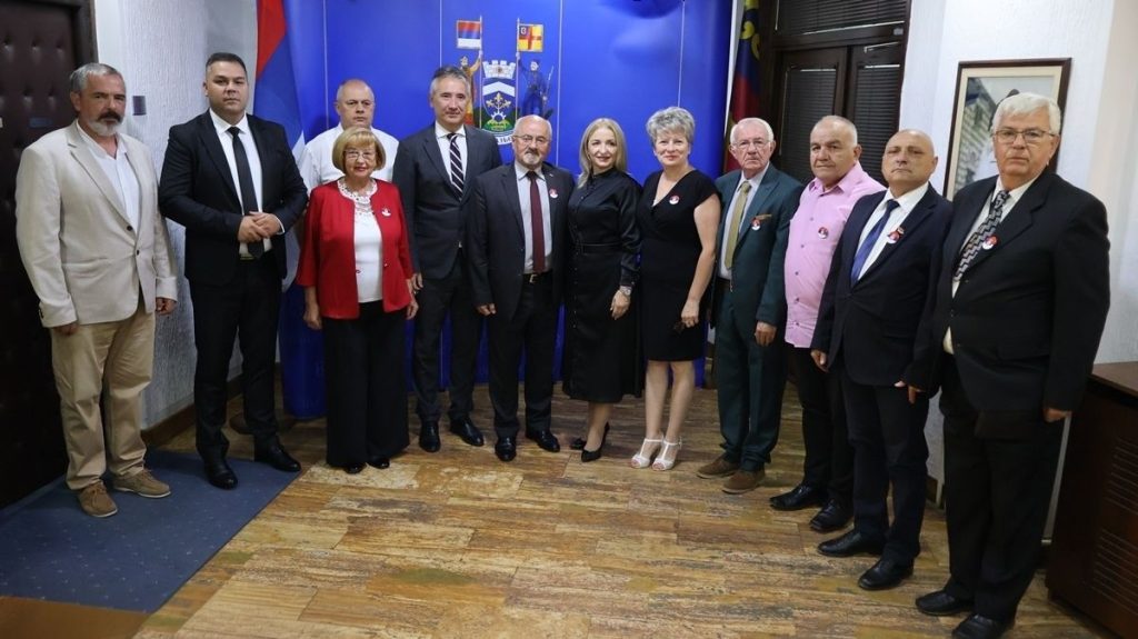 Povodom Dana oslobođenja Vranja u Drugom svetskom ratu, gradonačelnik dr Slobodan Milenković organizovao prijem za predstavnike SUBNOR-a