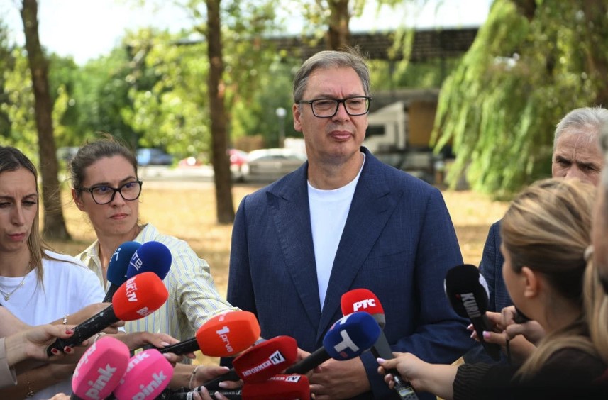 Vučić najavio: 11. septembra odluka o povećanju plata i penzija, u septembru i dodatna pomoć penzionerima
