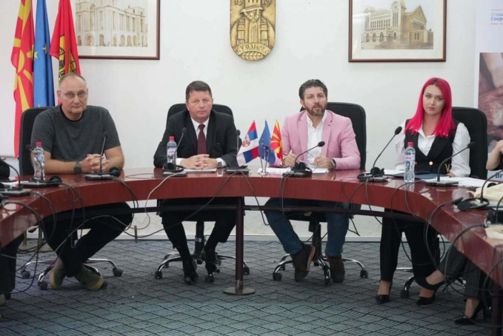 Održana konferencija u okviru projekta „Premošćavanje granica – Zajedno za sutra“