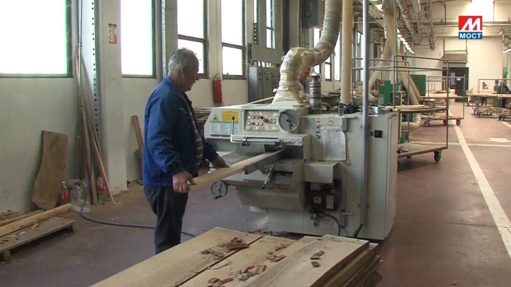 Fabrika „Simpo“ u Zubinom potoku proizvodi kvalitetan nameštaj za domaće i inostrano tržište