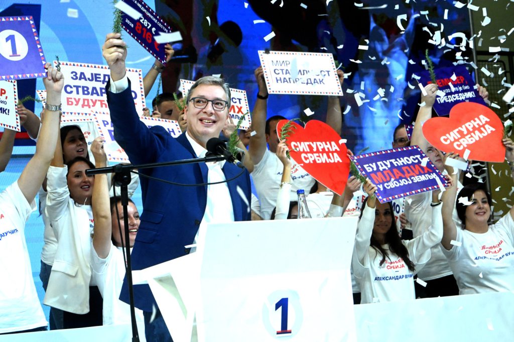 Vučić: Mi ćemo služiti narodu, a oni neka služe kome god hoće